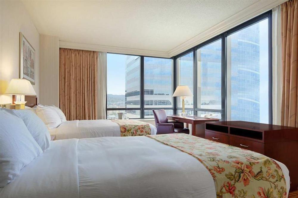 Hilton Portland Downtown Ξενοδοχείο Δωμάτιο φωτογραφία
